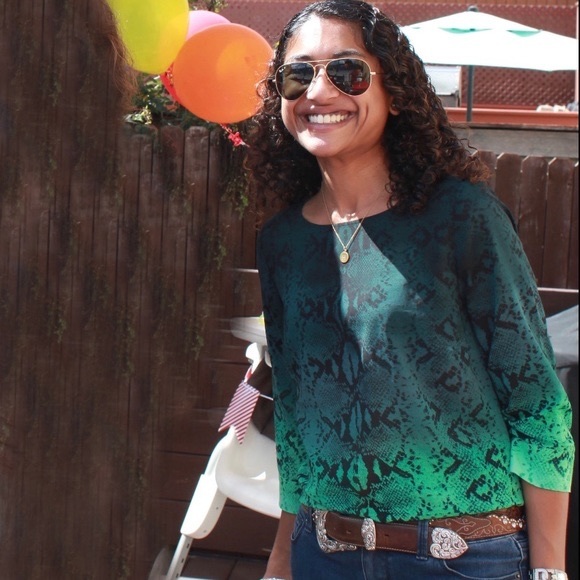 THE LIMITED Green Ombré Snake Print Blouse - Picture 4 of 5